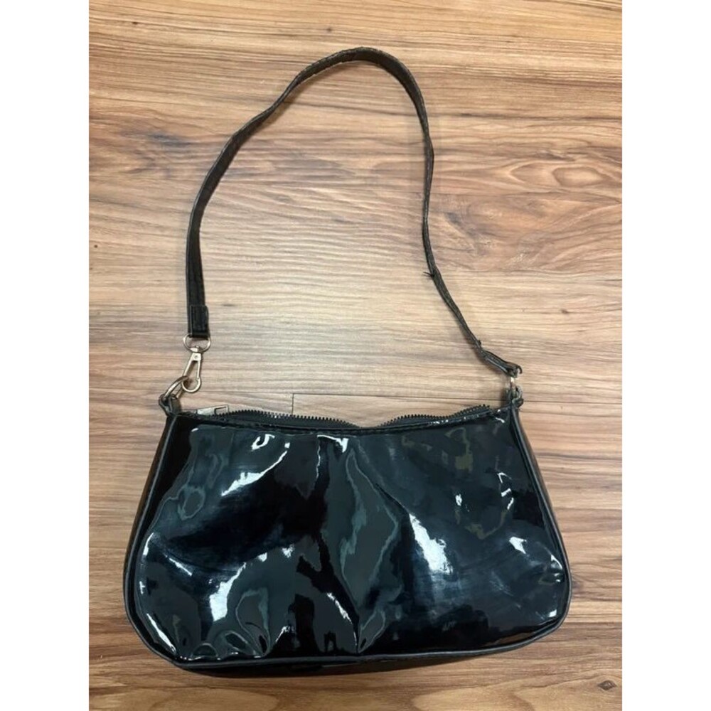 Simple black patent clutch shoulder bag